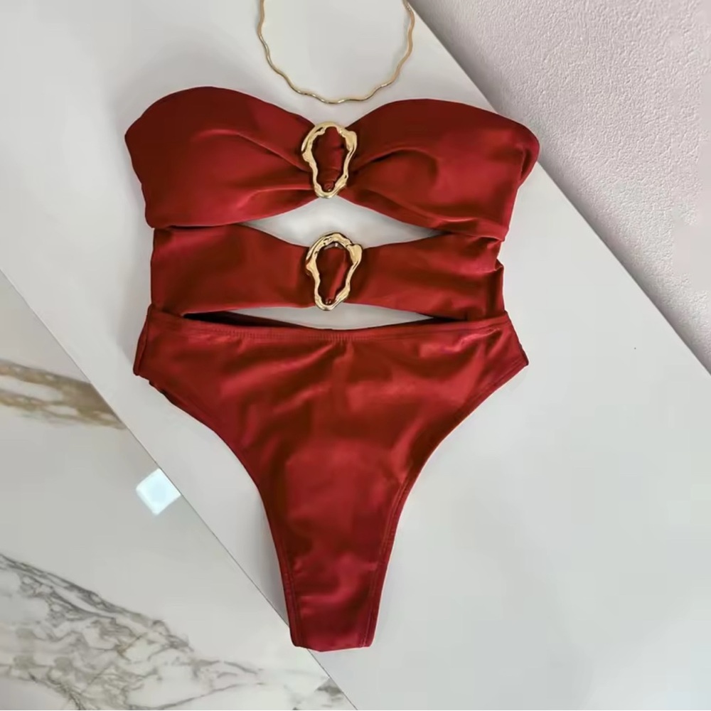 🌿 Red Cutout Swimsuit - Picture 1 of 3